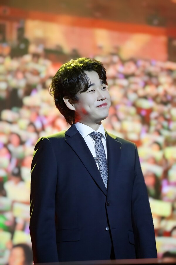 황영웅 나이 학력 학폭 논란 결혼 가족관계 MBTI 키 몸무게 본명 이름 프로필
