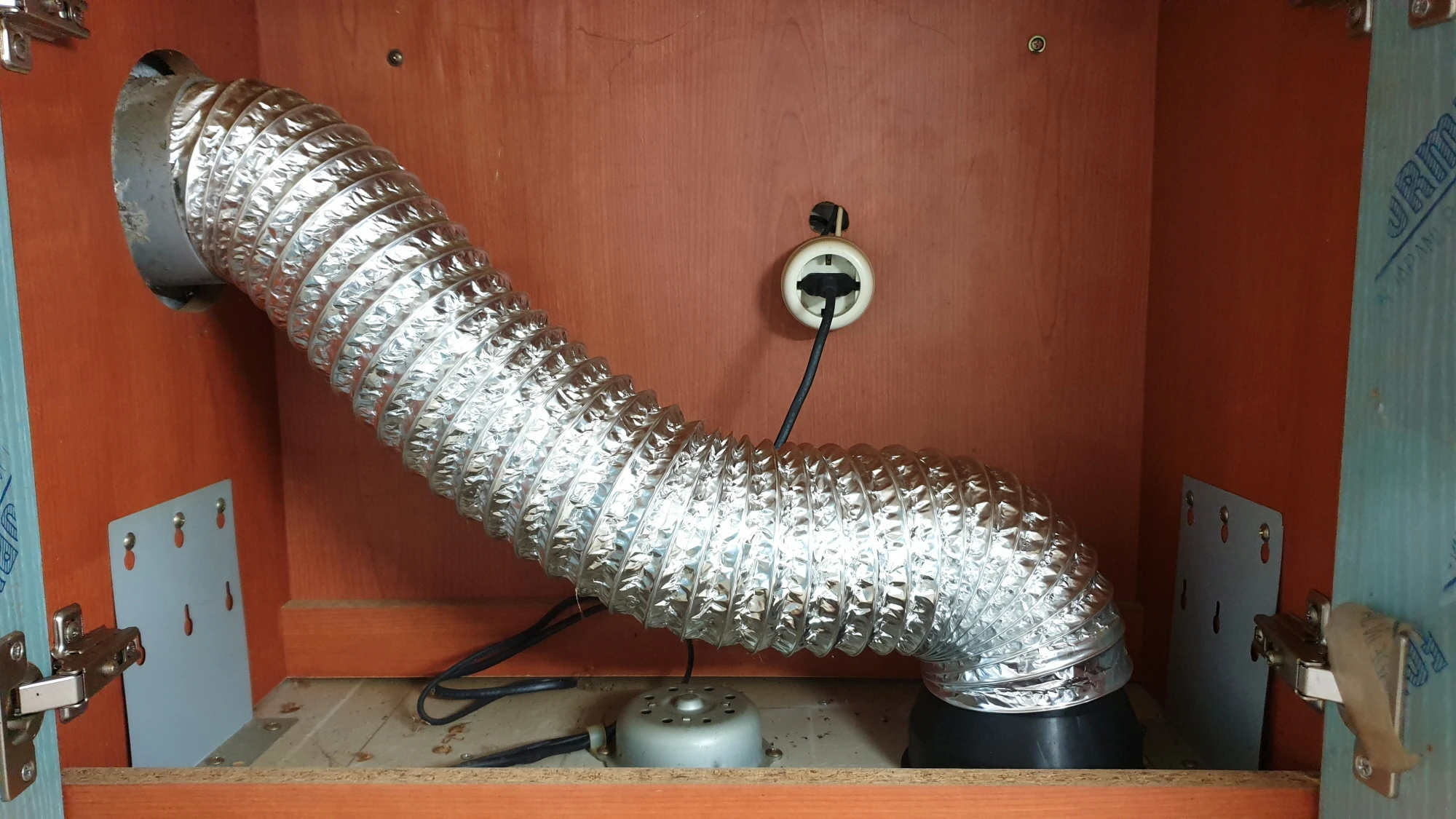 후드 배관 분리