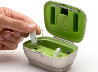 보청기 선택 귀걸이형 귓속형 배터리 교체 유지관리_7