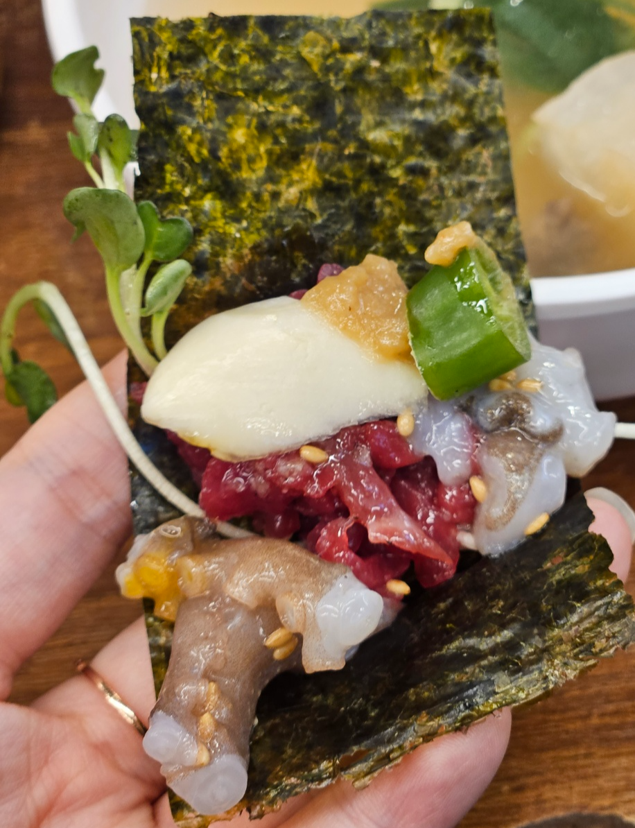 형제육회 육회 낙지 탕탕이 쌈