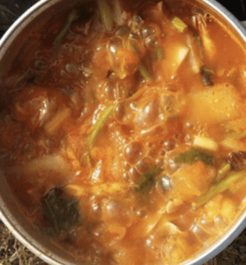 민물고기매운탕