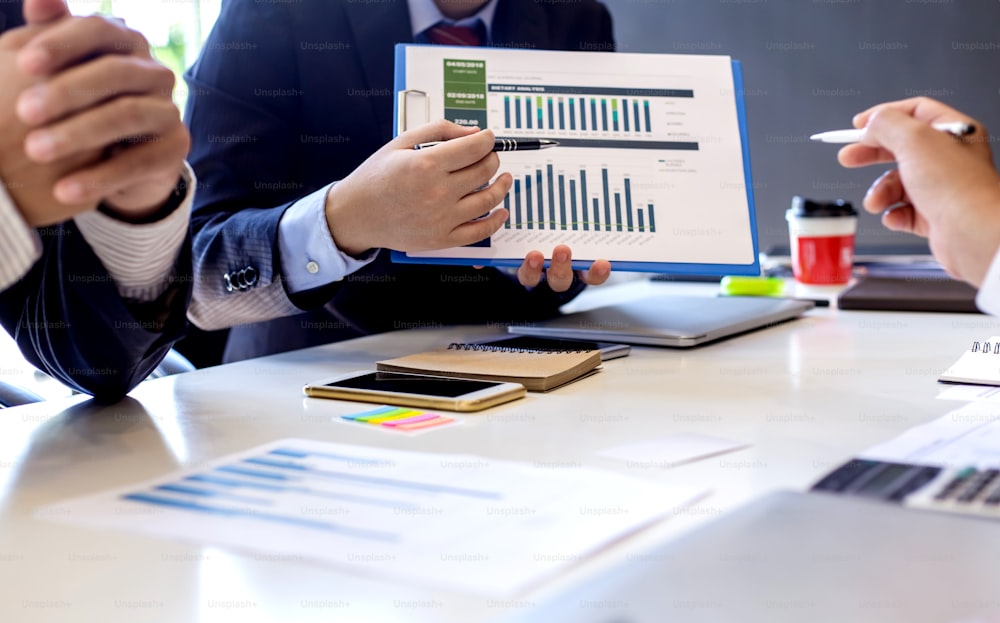 퍼포먼스 마케팅 관련 이미지