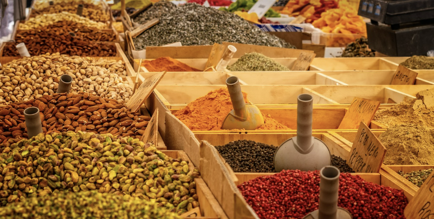 로컬라이프 & 동네 생활 트렌드: 멀리 가지 않고 동네에서 즐기는 로컬 라이프