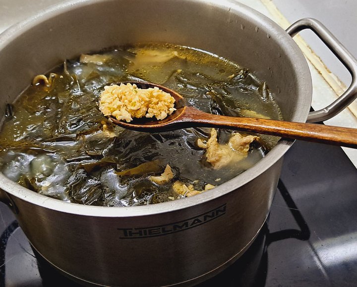미역국 맛있게 끓이는 방법