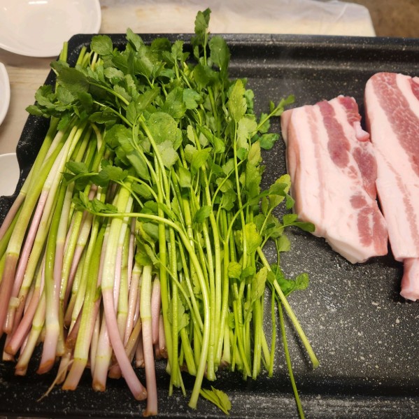 한재참미나리식육식당 메뉴 이미지