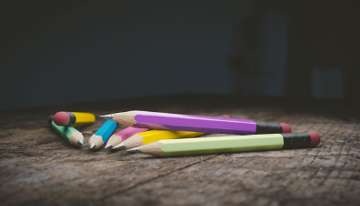 왜 연필심은 납이 아닌 흑연일까?