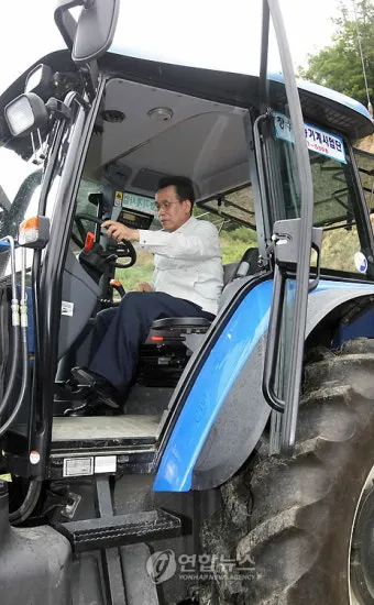 트랙터 초보 운전 PTO 4WD 밋션 작업 전 점검_29