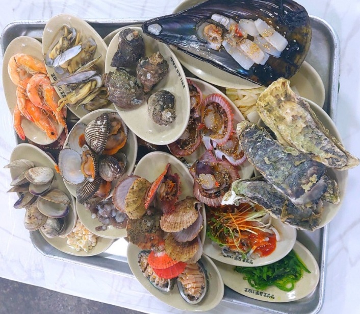 백반기행-화성-궁평항-해산물-스끼다시-20가지-명성호-영탁