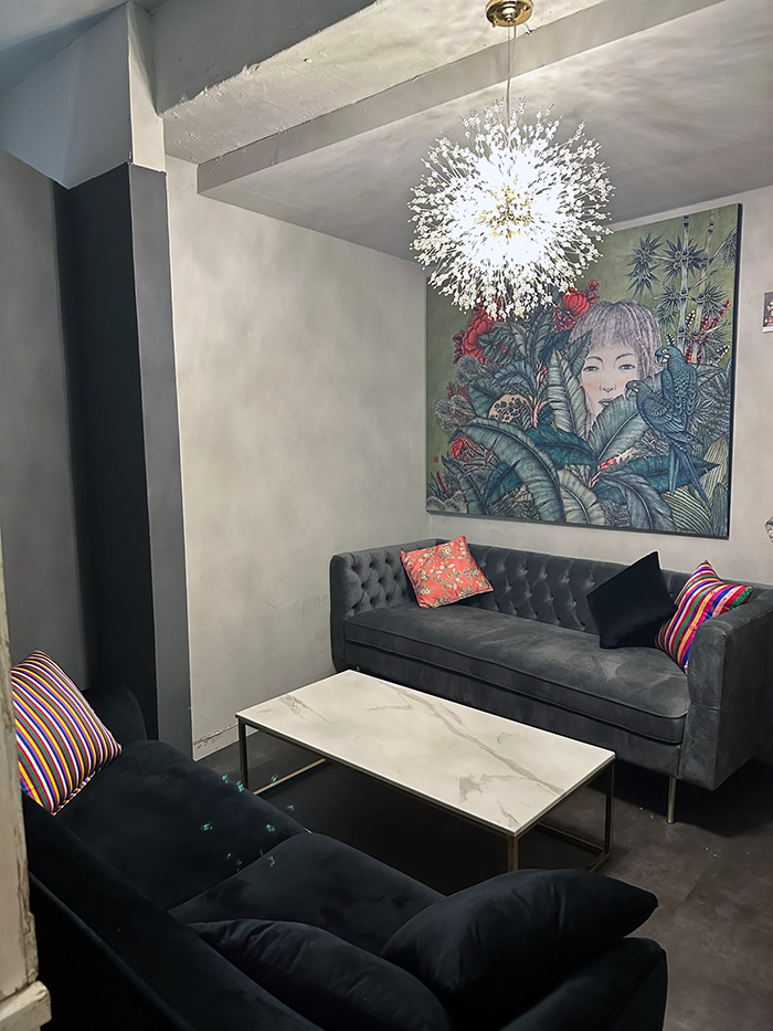 을지로 신상 카페 을지작업 CAFE & BAR 낮에는 커피, 저녁엔 칵테일바