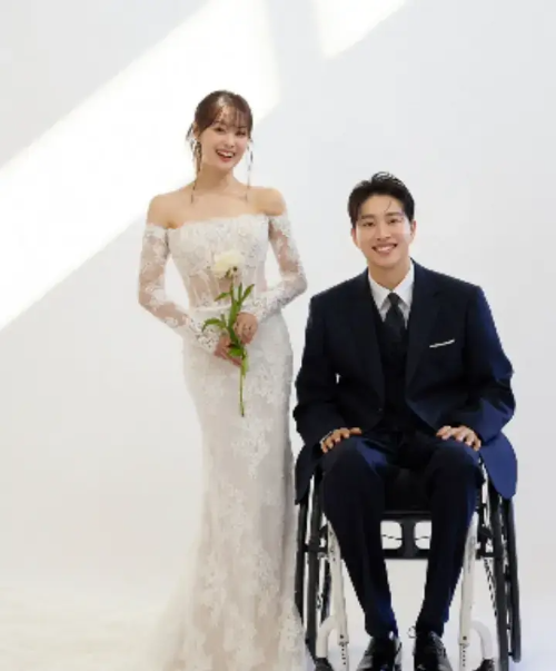 위라클-박위-송지은-결혼-사진