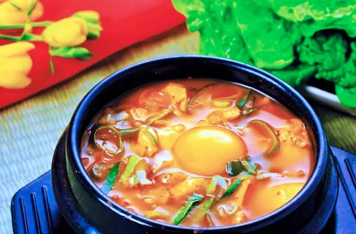 식객 허영만 백반기행 174회 금잔디 편 한식에 치즈를 녹여낸 치즈순두부찌개 전북 임실 맛집 소개