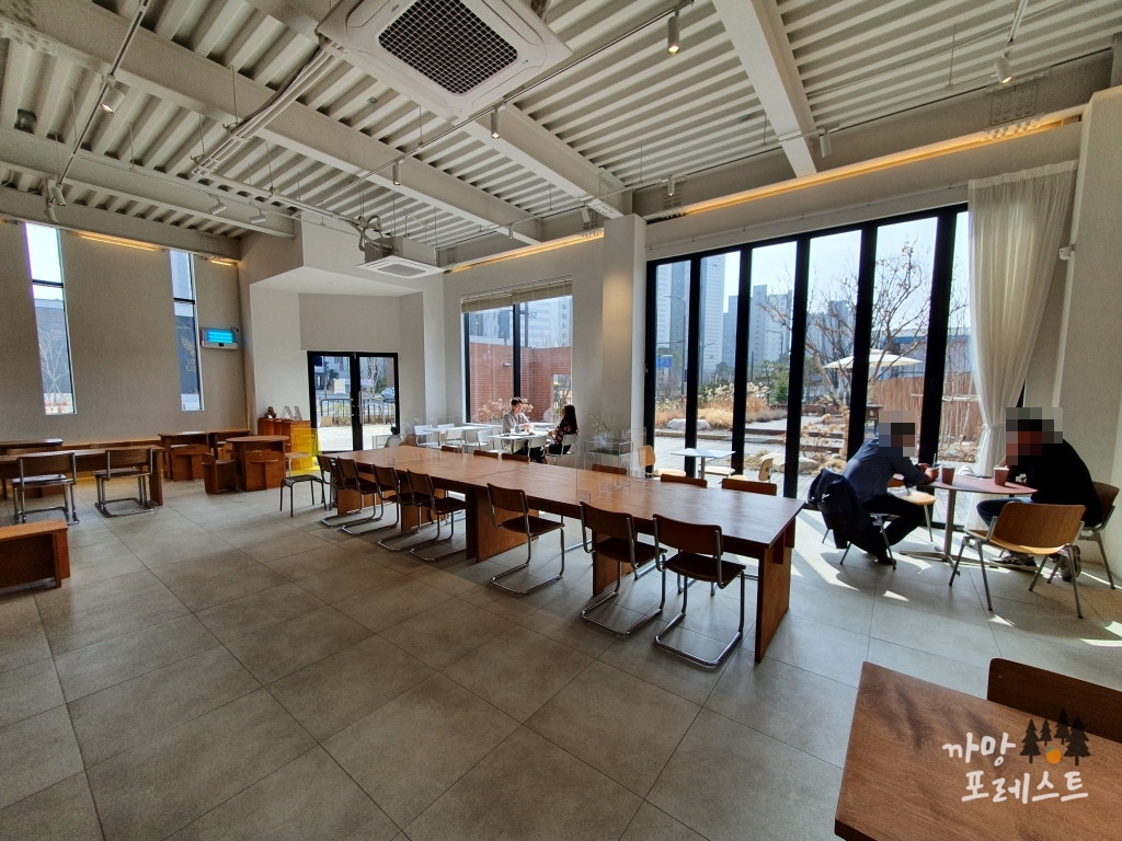 브라운 스케이프 인테리어