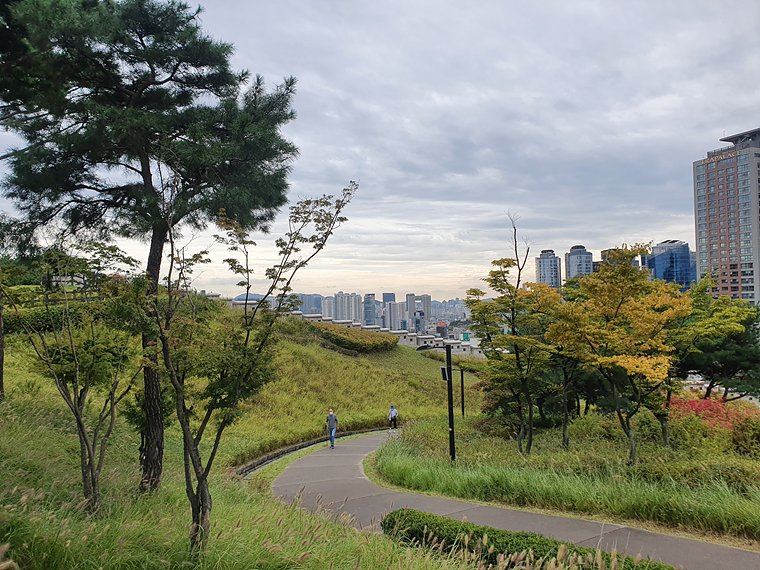 남산-성곽길