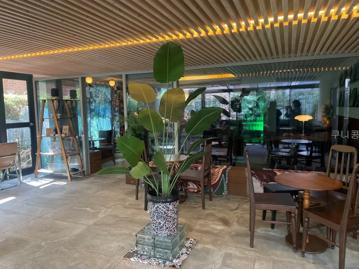 수유-커피맛집-카공하기-좋은-카페-CBC-추천