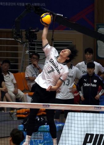 한국 남자배구 역전패 일본 감독