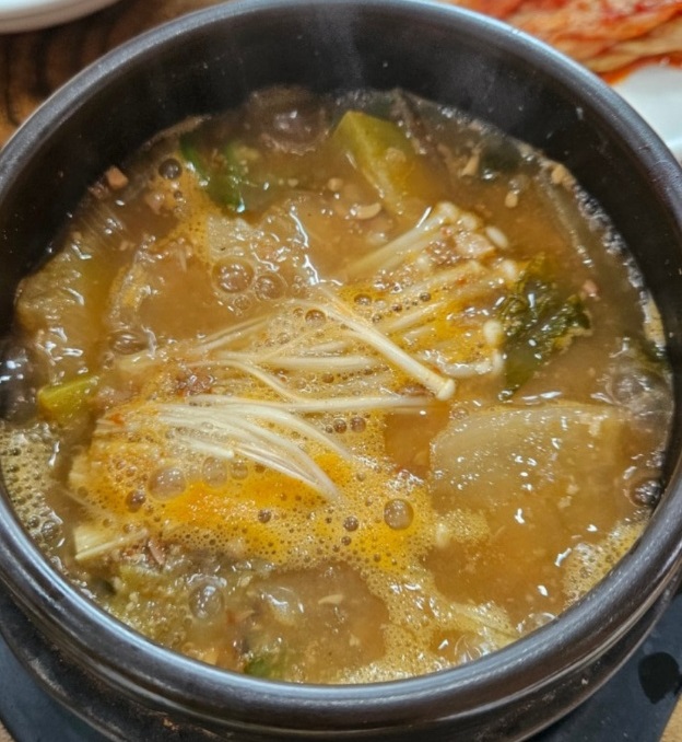 한국봉화-솔잎숯불구이-희망정-된장찌개