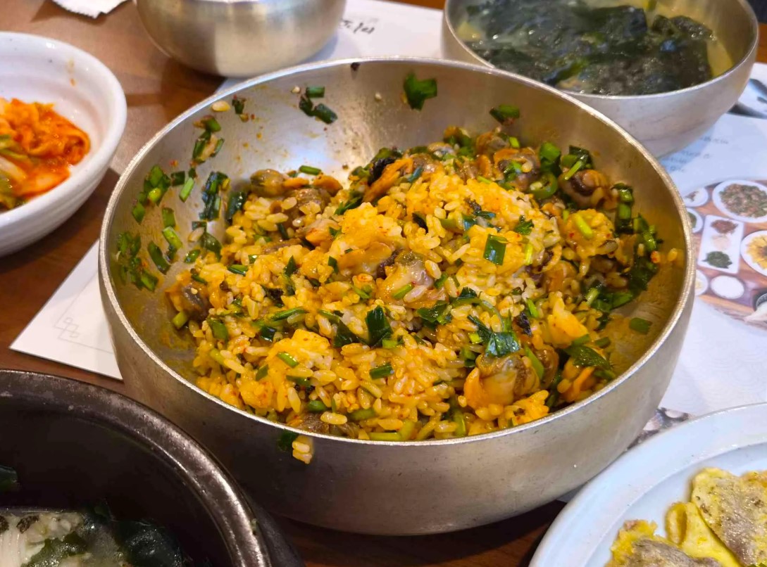 맛있는 꼬막 비빔밥