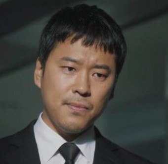 히트맨 2 출연진(등장인물) 이순원 용출