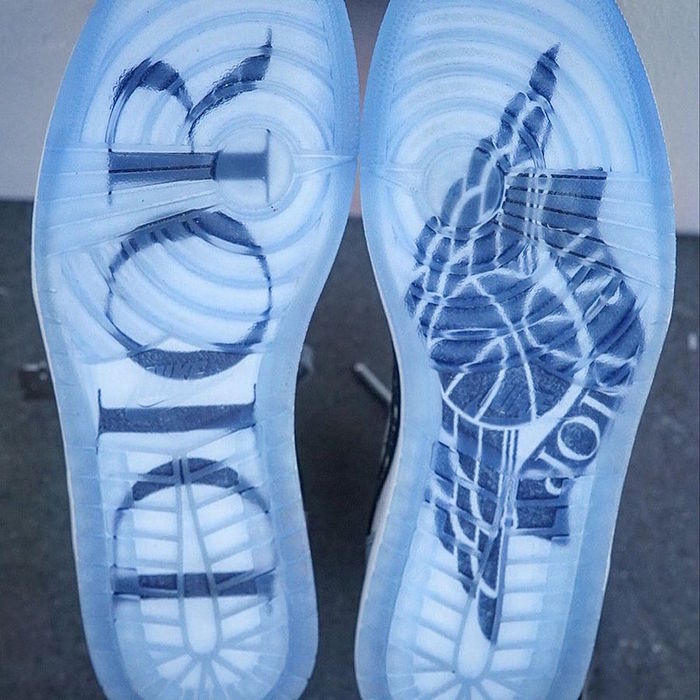 조던1 X 디올 콜라보 에어조던1 OG 디올