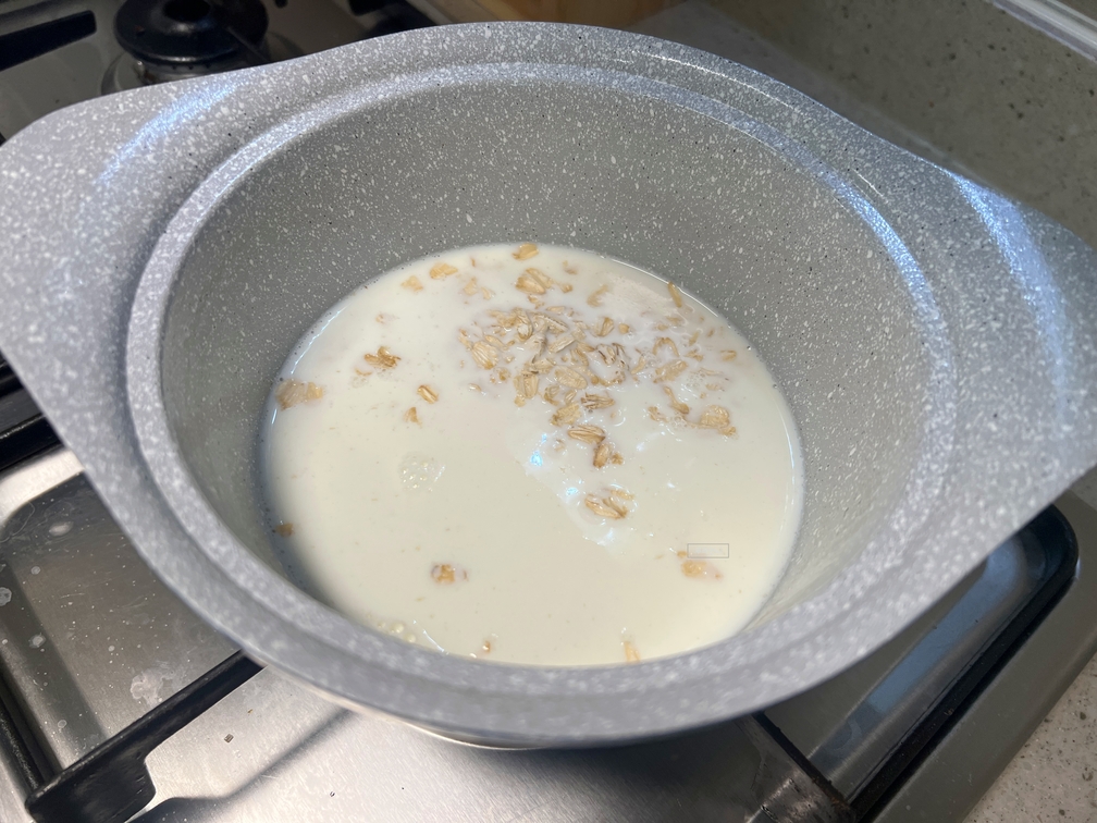 그냥 처음부터 같이 넣고 끓이면 돼요