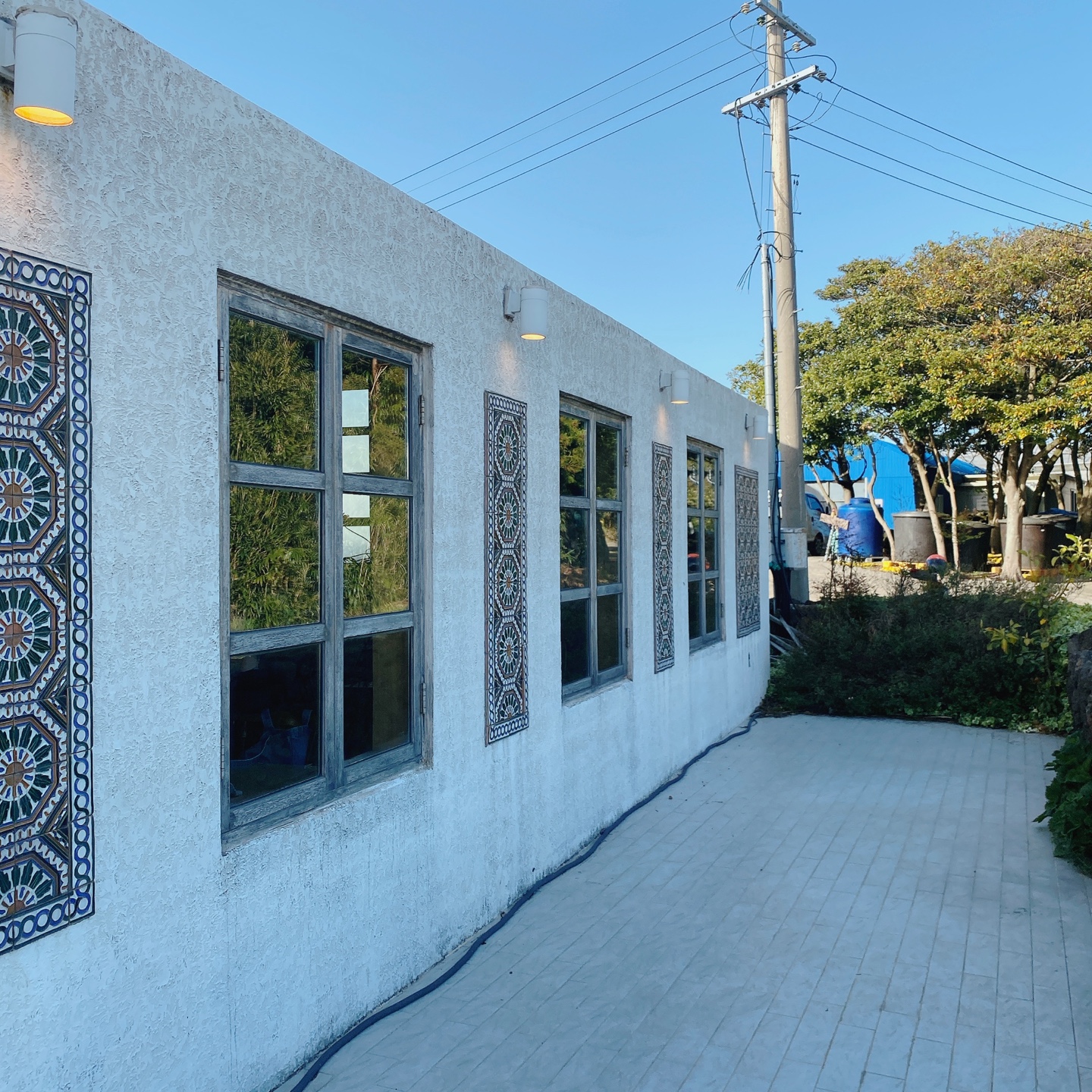 제주 성산 성읍민속마을 에그타르트 포르투갈 카페 아줄레주