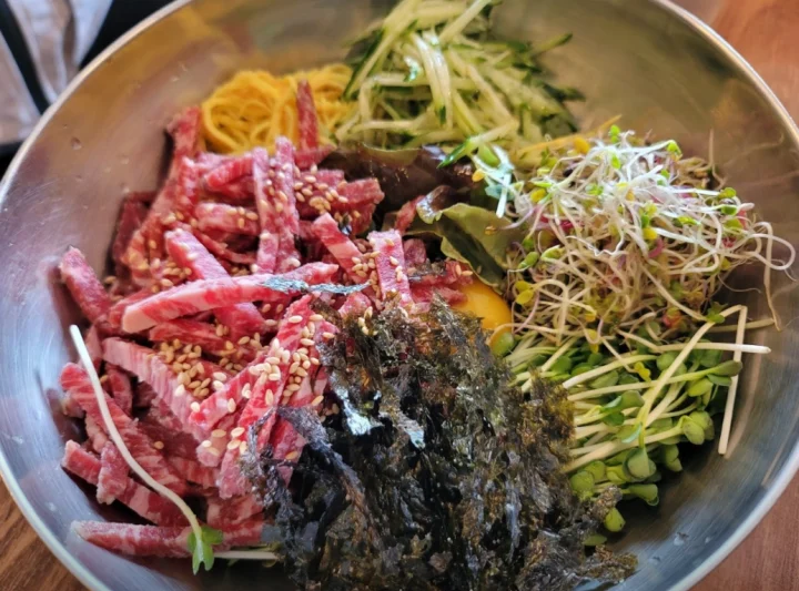 선불후면-육회비빔밥-육회국수