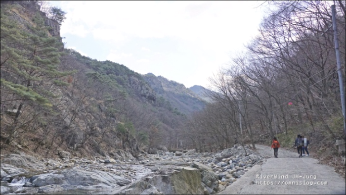 천성산 상리천 계곡