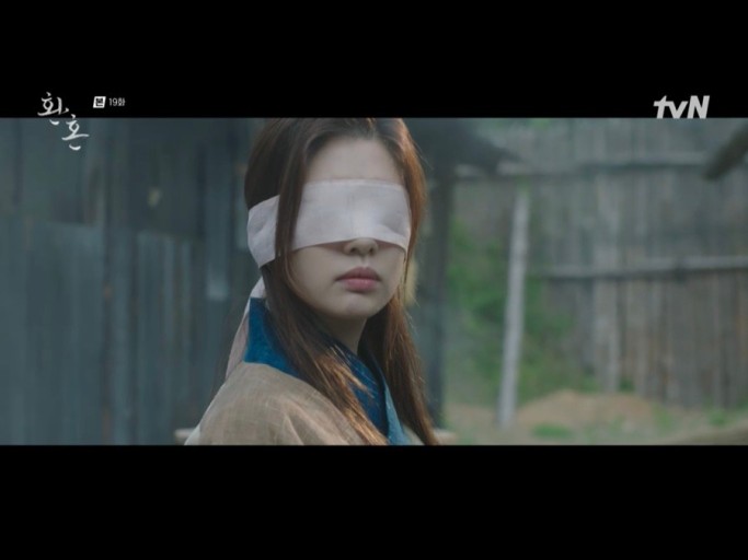 손녀딸을 잃은 할머니 밑에서 그의 손녀딸 무덕이로 살아왔었다<환혼>