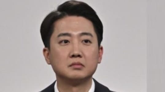 표정관리 되지 않는 이준석 개혁신당 의원