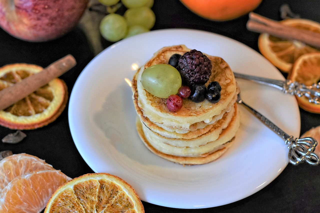 달콤하고 부드러운 바나나 팬케이크는 만들기도 쉽고 아이들이 좋아하는 간식입니다.