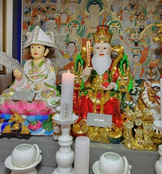 불사할머니 산신할아버지 불상