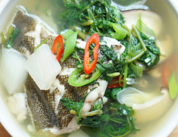 3월 제철음식 쭈꾸미 도다리 봄동 달래 냉이 방풍나물 미나리 가리비 참나물