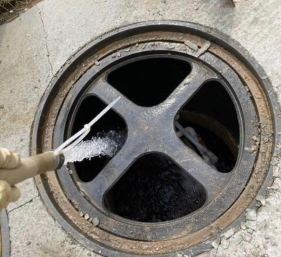 개인하수처리시설,정화조의 뚜겅 내부