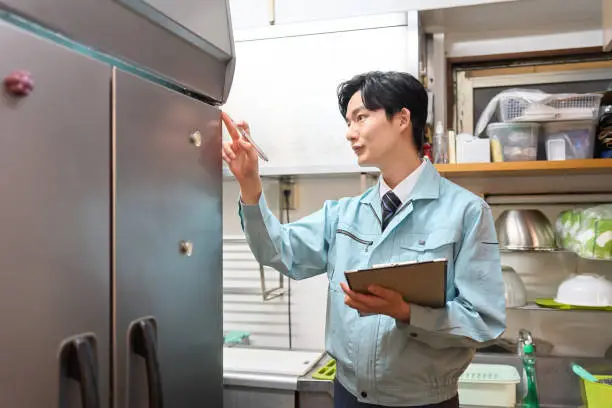 냉장고 물이새는현상