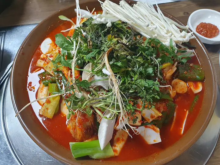 청주 식당 매콤갈비찜 궁중갈비찜 얼큰 갈비찌개 택시맛객 맛집 추천