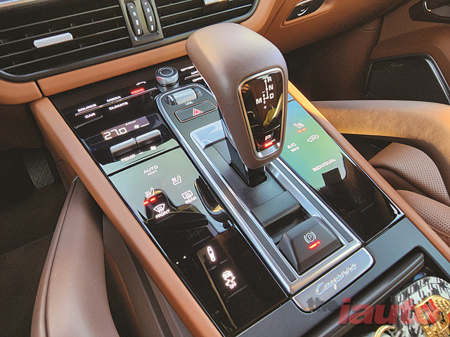 포르쉐 카이엔 E-하이브리드