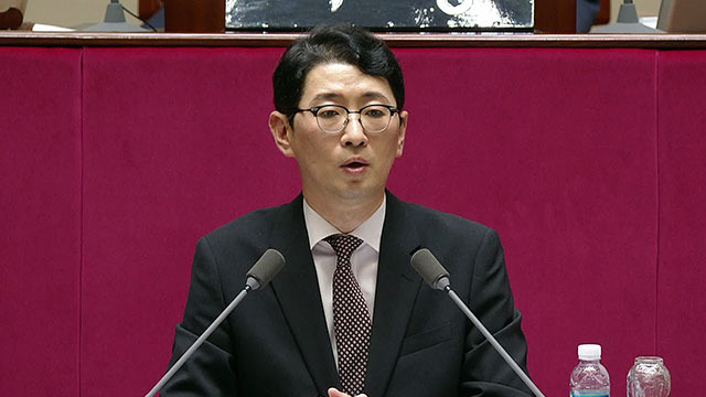 유상범 국회의원 룸살롱 사진 논란