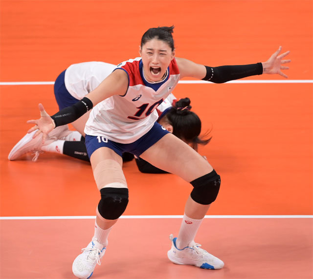 김연경 프로필 & 배구 선수 인생! 연봉, 키, 은퇴 경기까지 한눈에