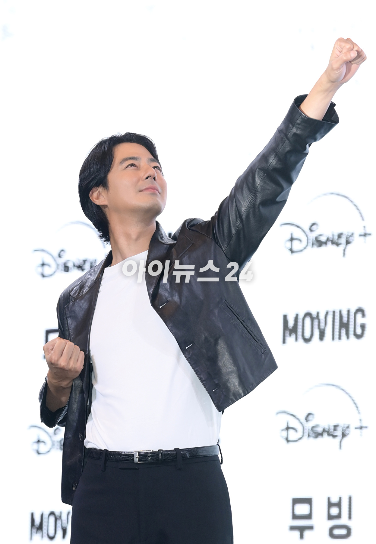 배우 조인성이 3일 오후 서울 강남구 그랜드 인터컨티넨탈 서울 파르나스에서 진행된 디즈니+ 새 오리지널 시리즈 '무빙' 제작발표회에 참석하고 있다. [사진=정소희 기자]