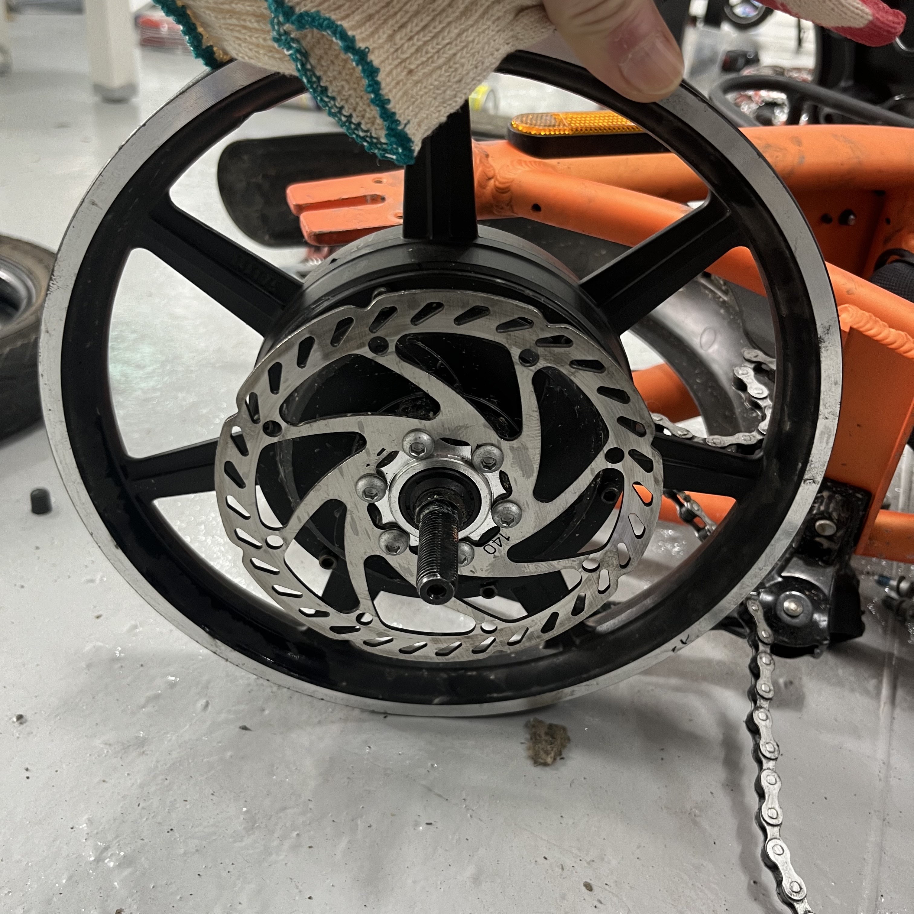 전기자전거 수리: 샤오미 HIMO V1 PLUS 히모 플러스-타이어 펑크 교체 AS&#44; 수원 화성 동탄 광교 용인 안양 오산 안산 분당 군포