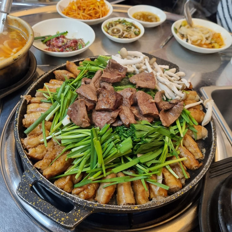 대전 둔산동 곱창집, 벽돌집