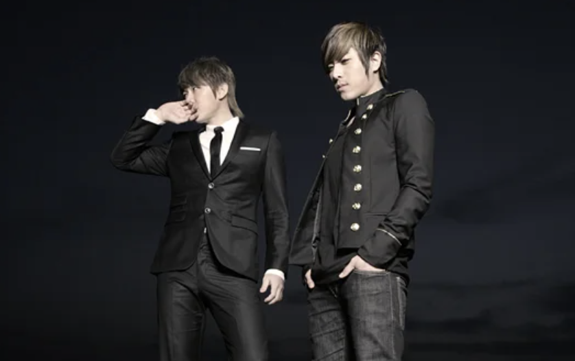 가수 DK(디셈버)