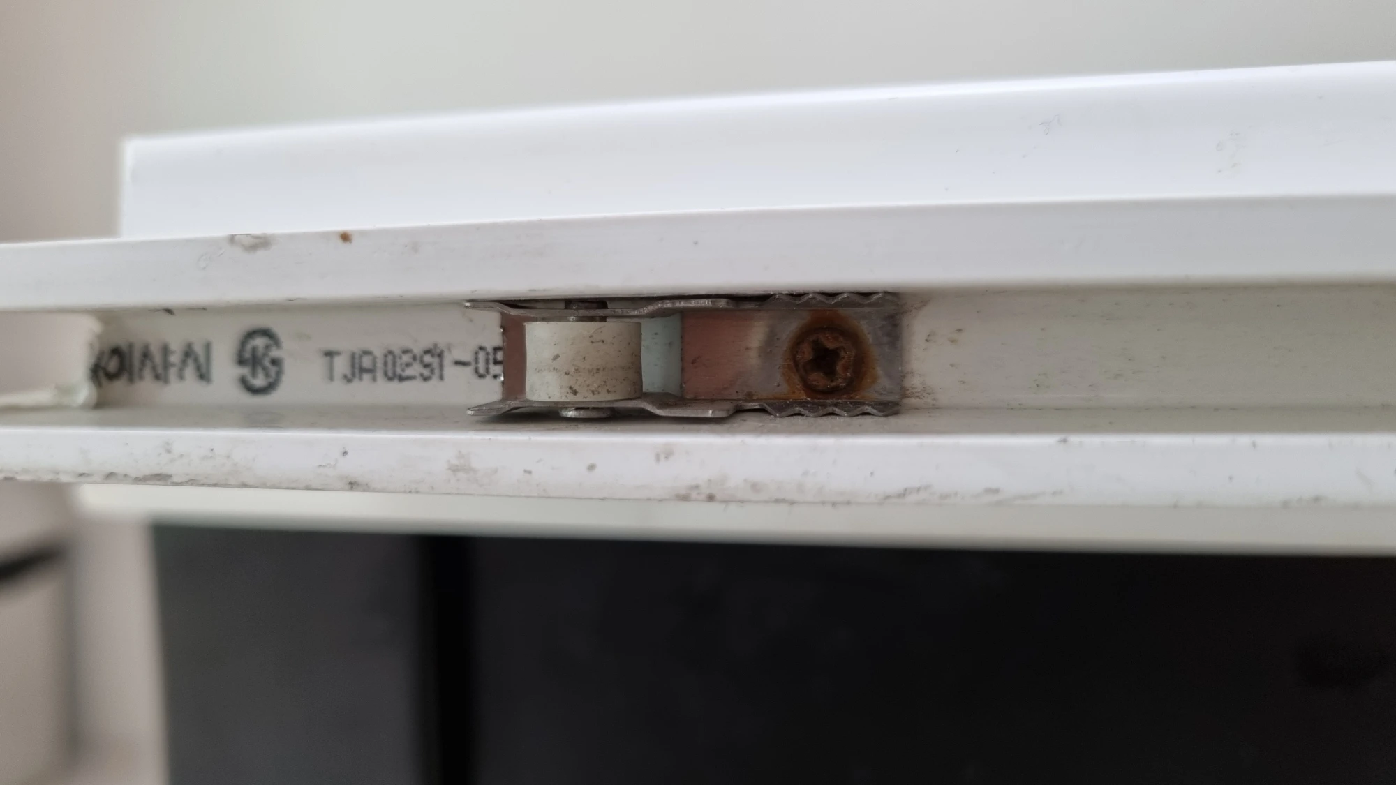 방 창문 방충망 롤러