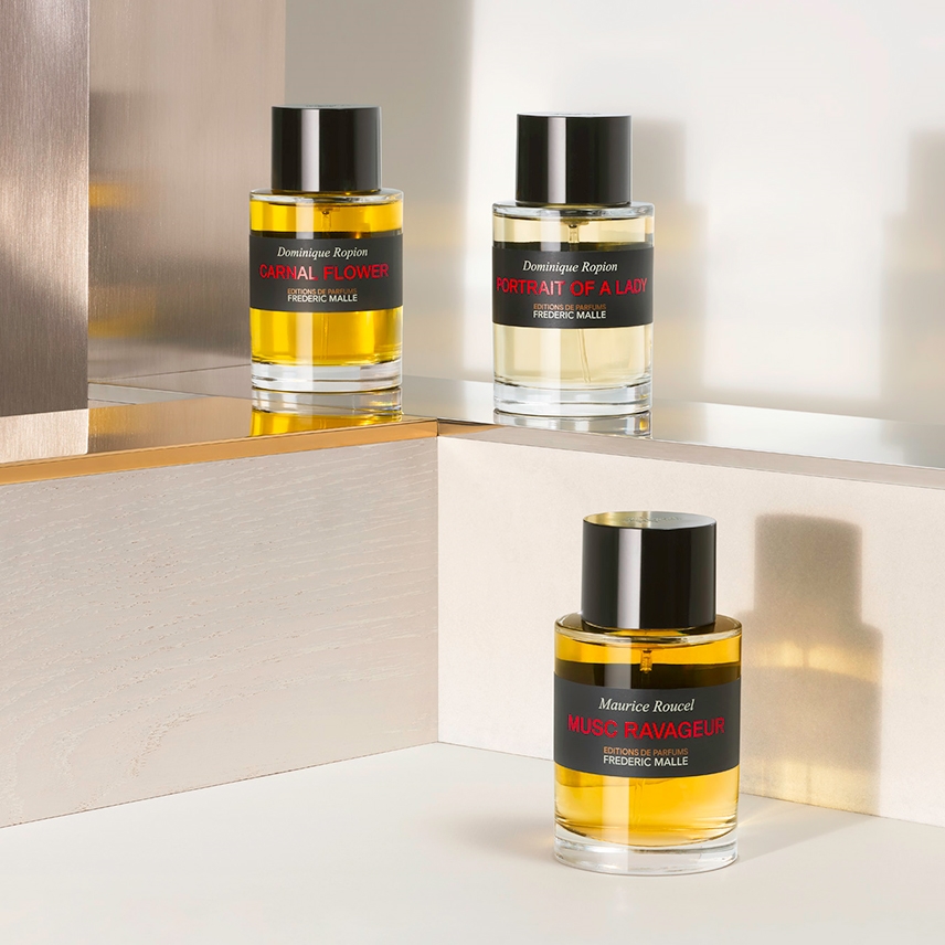 프레데릭말 향수병이 3개 있음