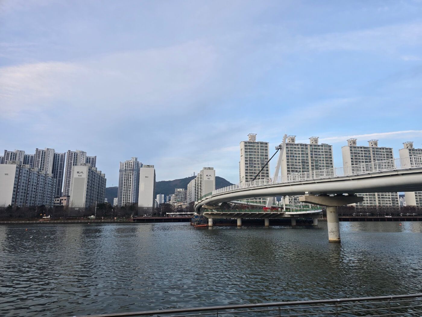 휴먼브릿지공사24