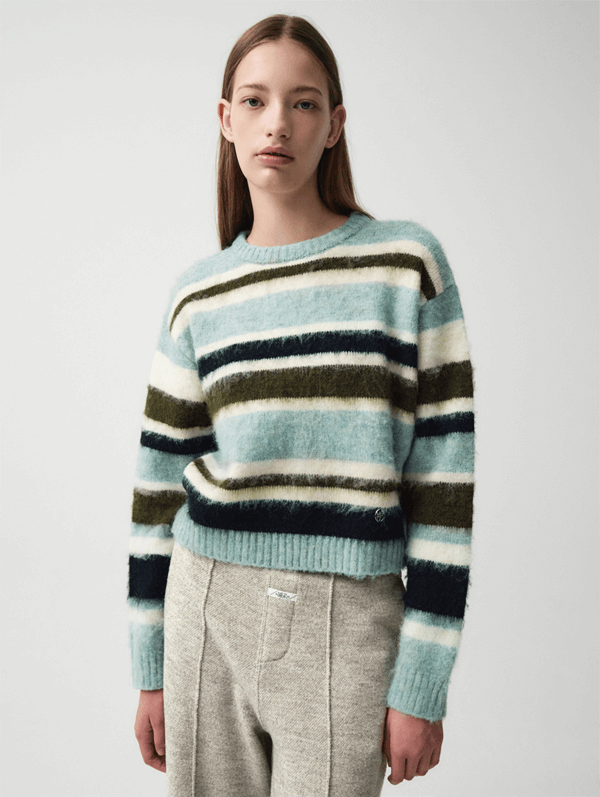 싱크로유 12회 카리나 니트