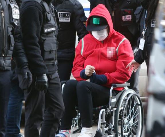 8살 모친 살해