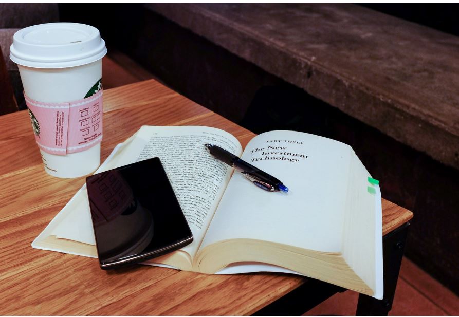 스타벅스,투썸,경제_비교