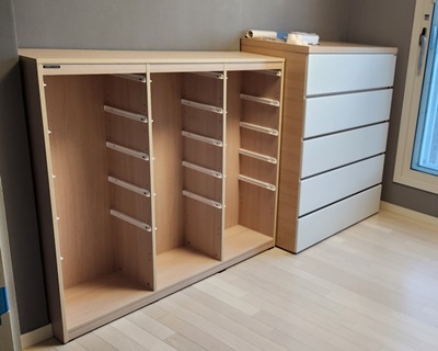 샘키즈수납장측면