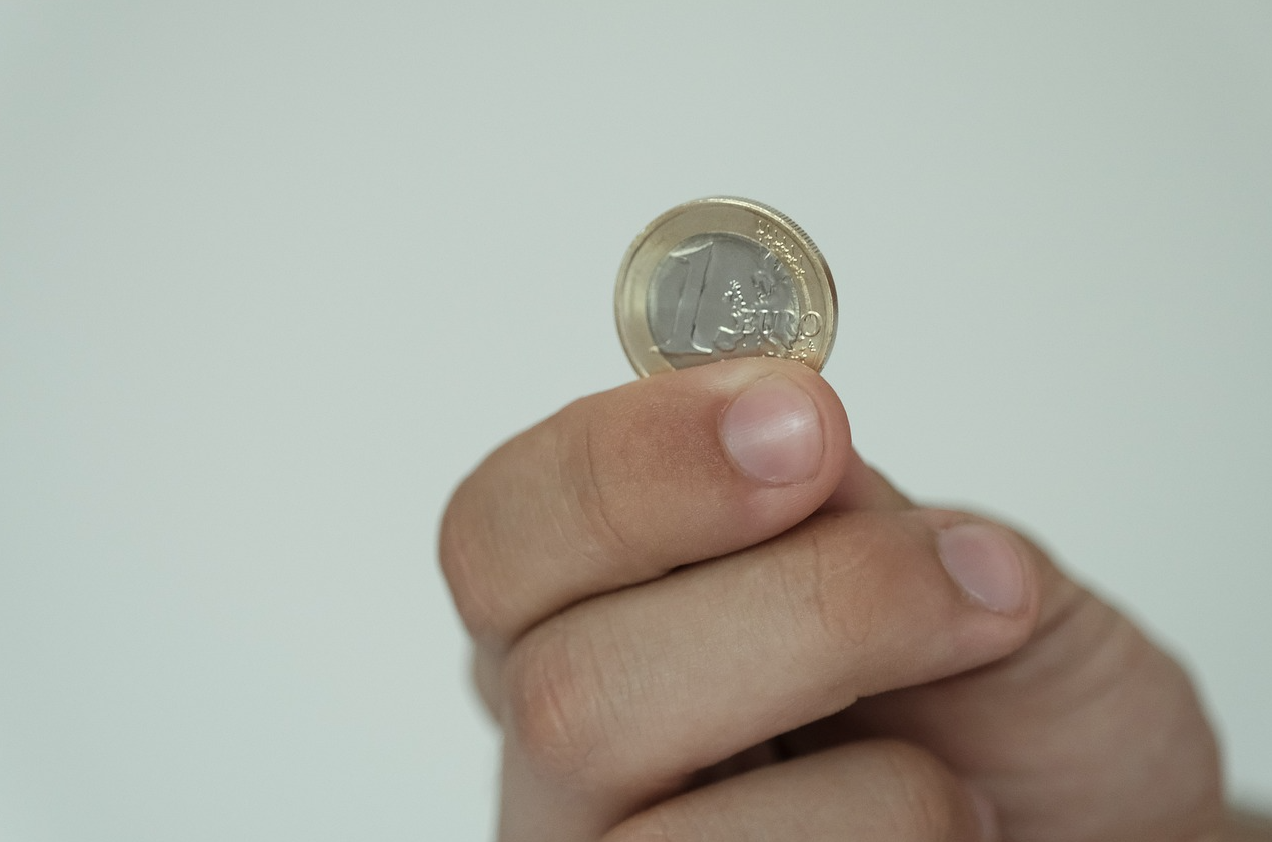 2025년 인플레이션 장기화 시나리오 관련 사진